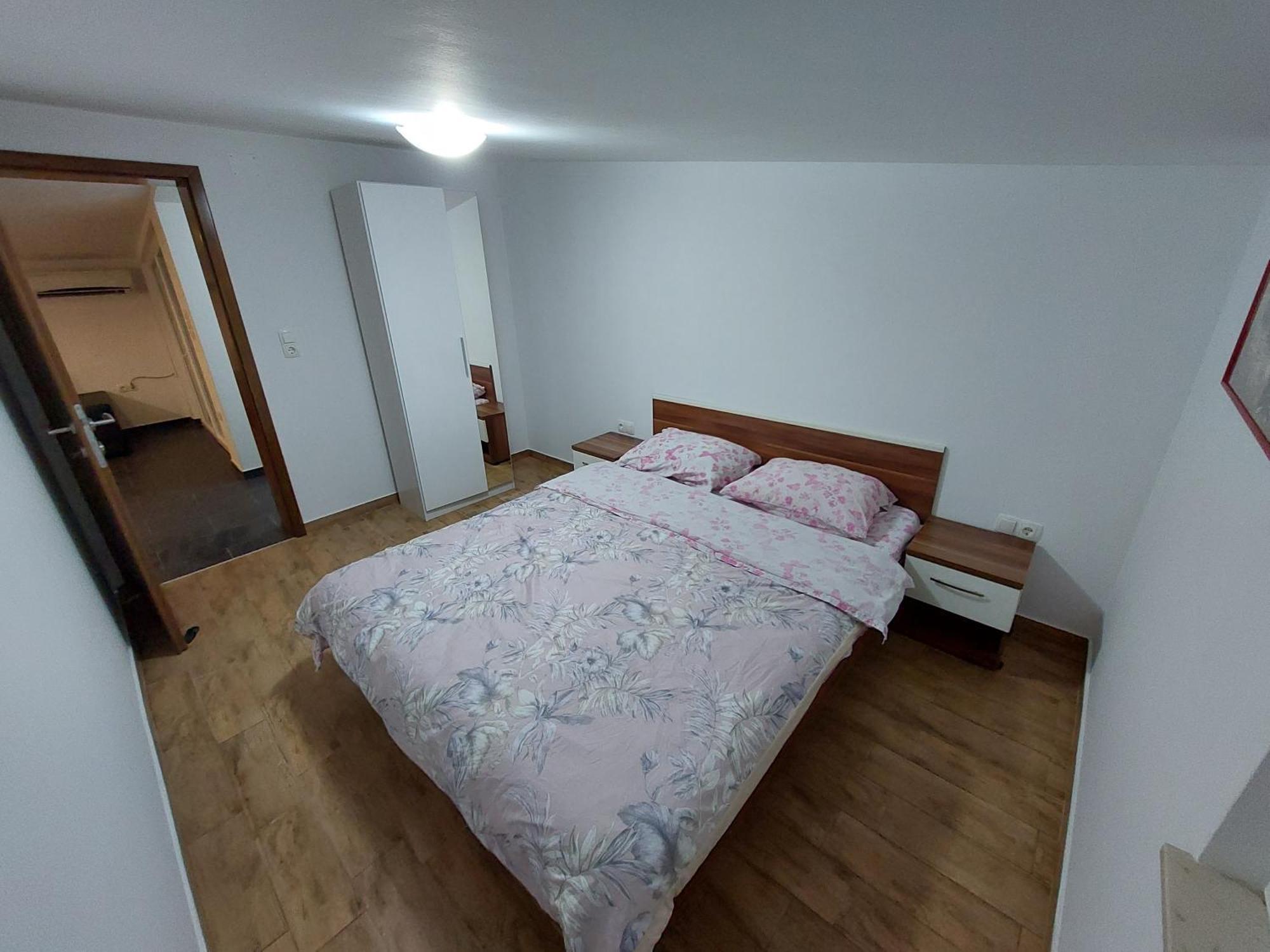 Apartman Nella 比奥格勒·纳·莫鲁 外观 照片