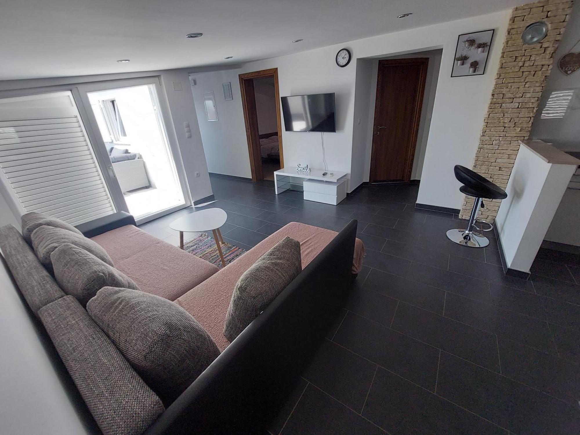 Apartman Nella 比奥格勒·纳·莫鲁 外观 照片