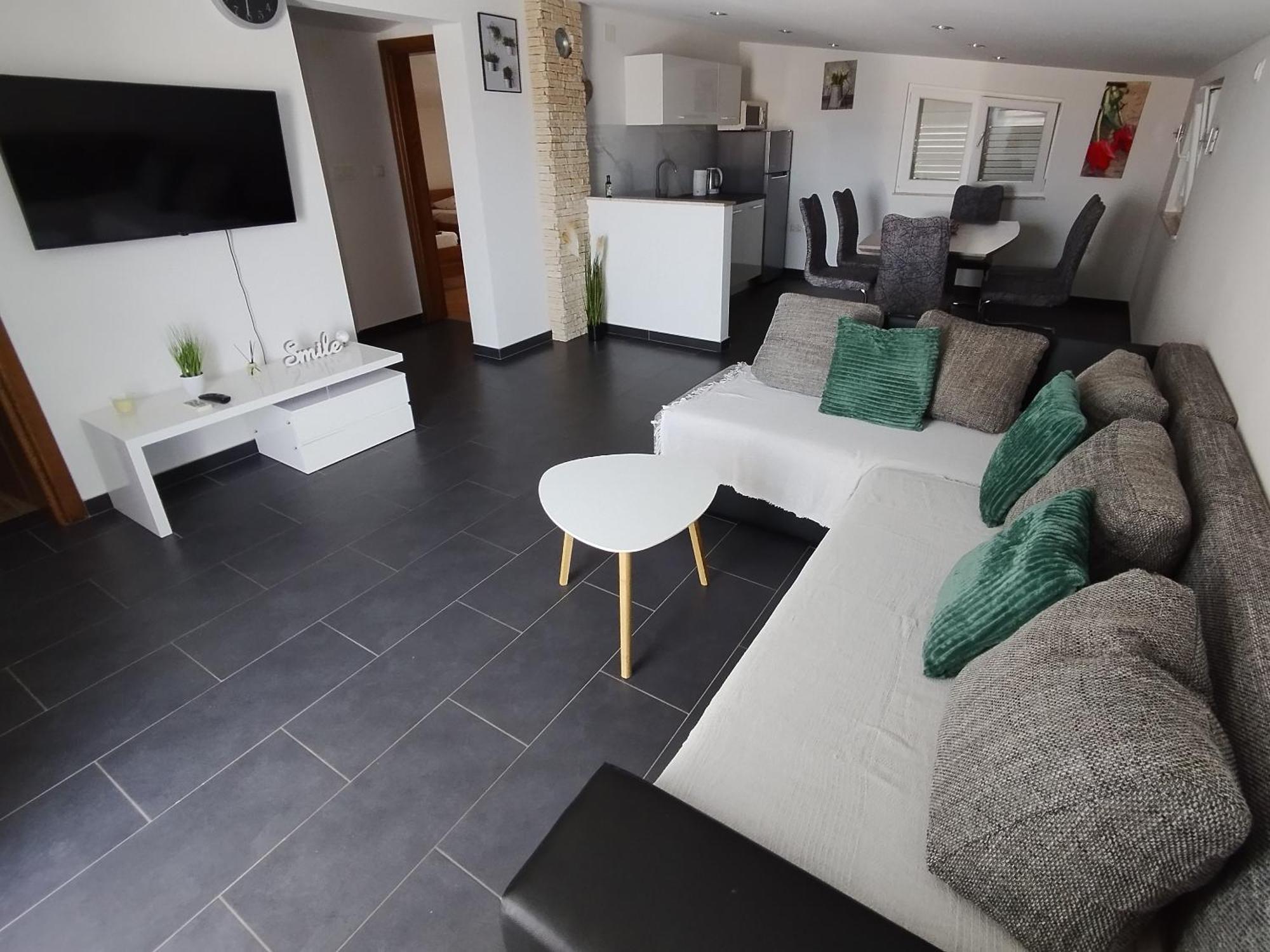 Apartman Nella 比奥格勒·纳·莫鲁 外观 照片