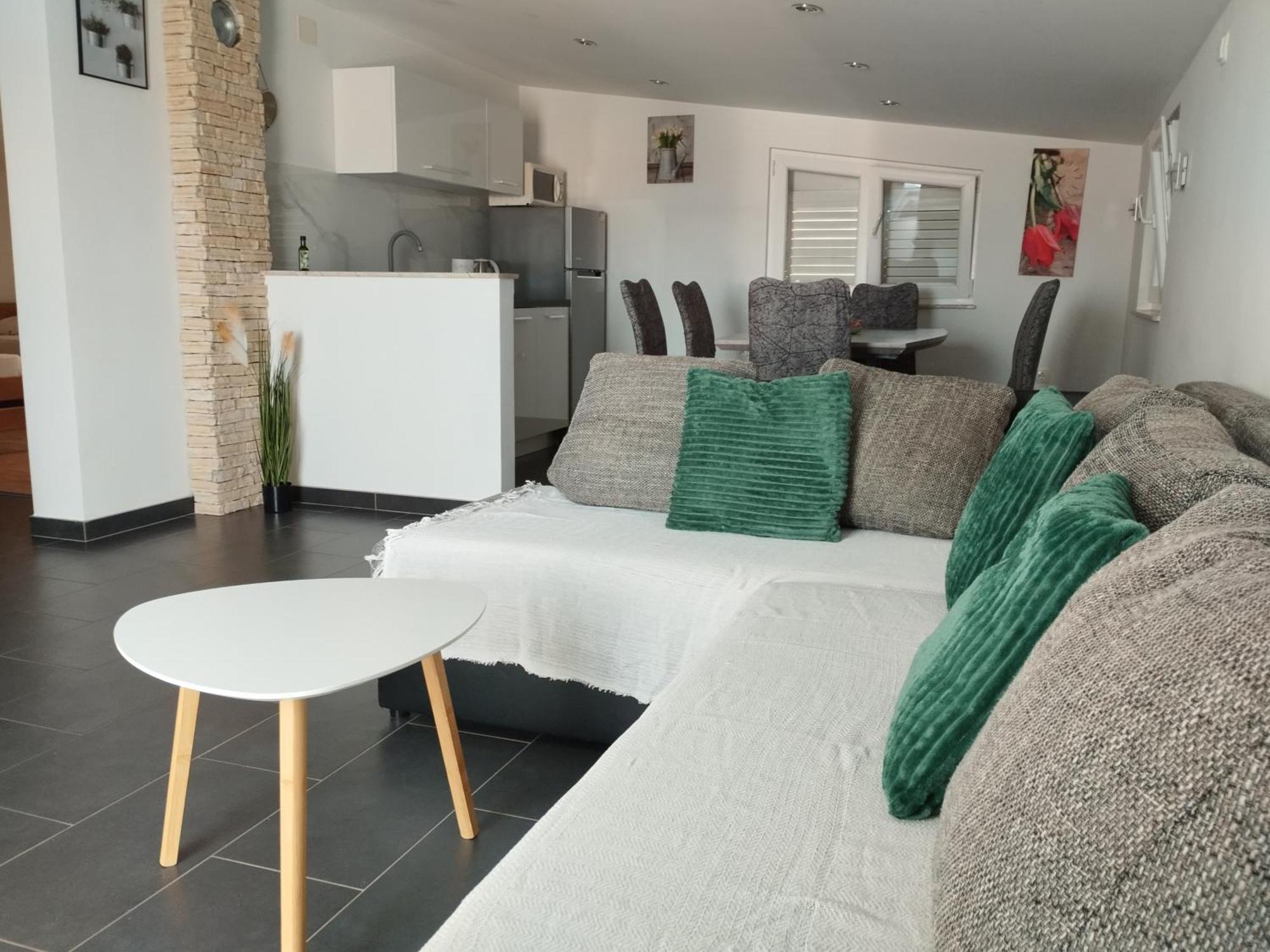 Apartman Nella 比奥格勒·纳·莫鲁 外观 照片